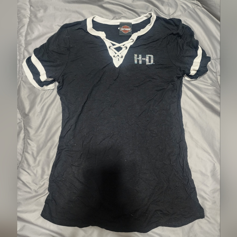 Harley-Davidson black t-shirt with rhinestones. EUC. Women's medium. TTS